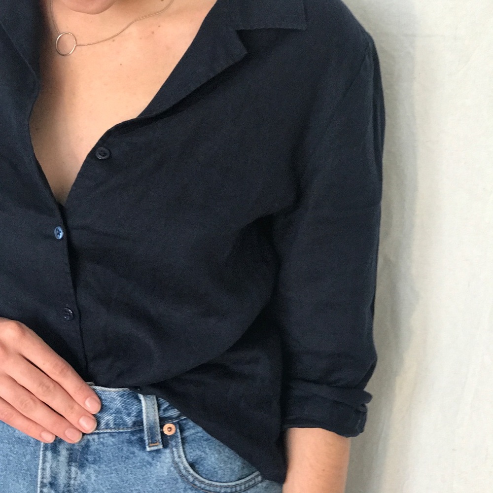 Pure Linen Button Up - Picture 4 of 4